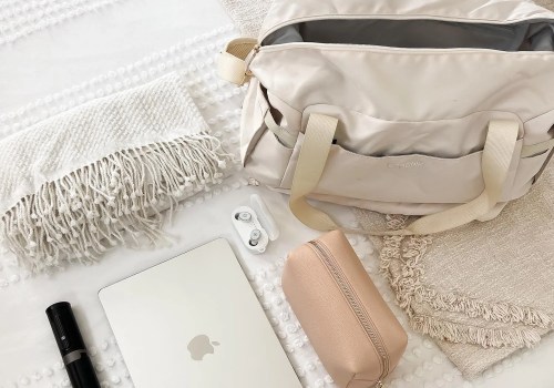 Packing for Air Travel: What to Pack in Your Personal Item